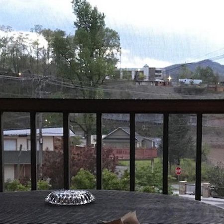 Spacious Downtown Condo Walking Distance To Downtown Gatlinburg Sleeps 6 Guests Exteriér fotografie