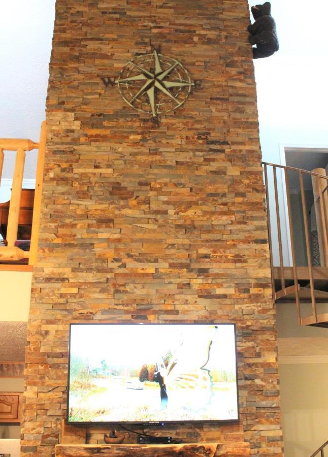 Spacious Downtown Condo Walking Distance To Downtown Gatlinburg Sleeps 6 Guests Exteriér fotografie