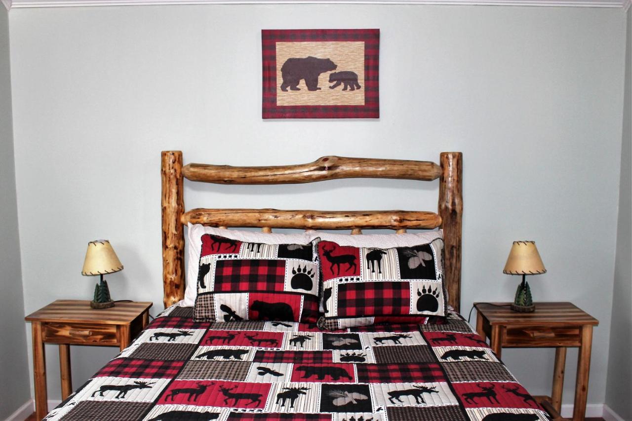 Spacious Downtown Condo Walking Distance To Downtown Gatlinburg Sleeps 6 Guests Exteriér fotografie
