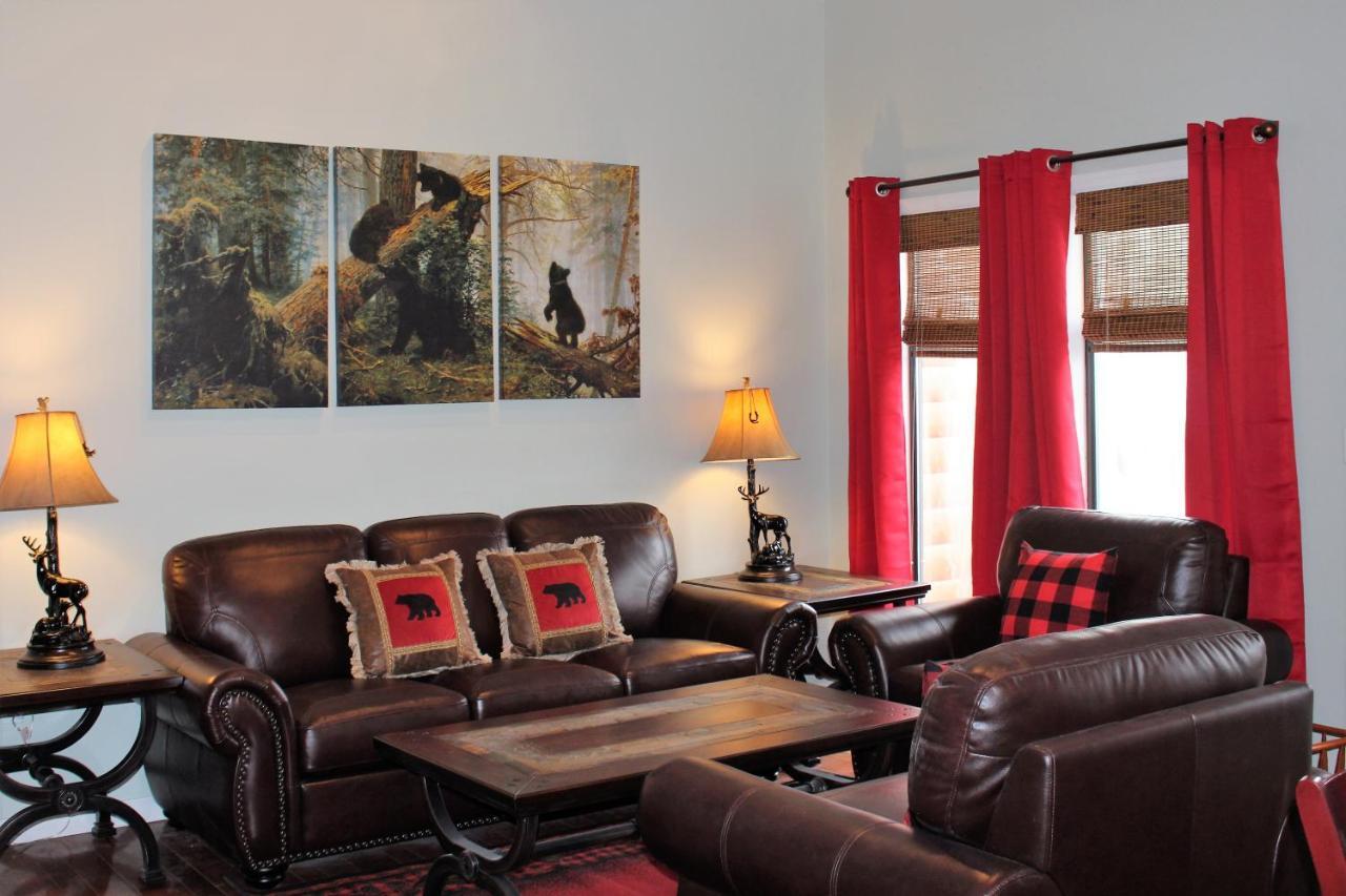Spacious Downtown Condo Walking Distance To Downtown Gatlinburg Sleeps 6 Guests Exteriér fotografie