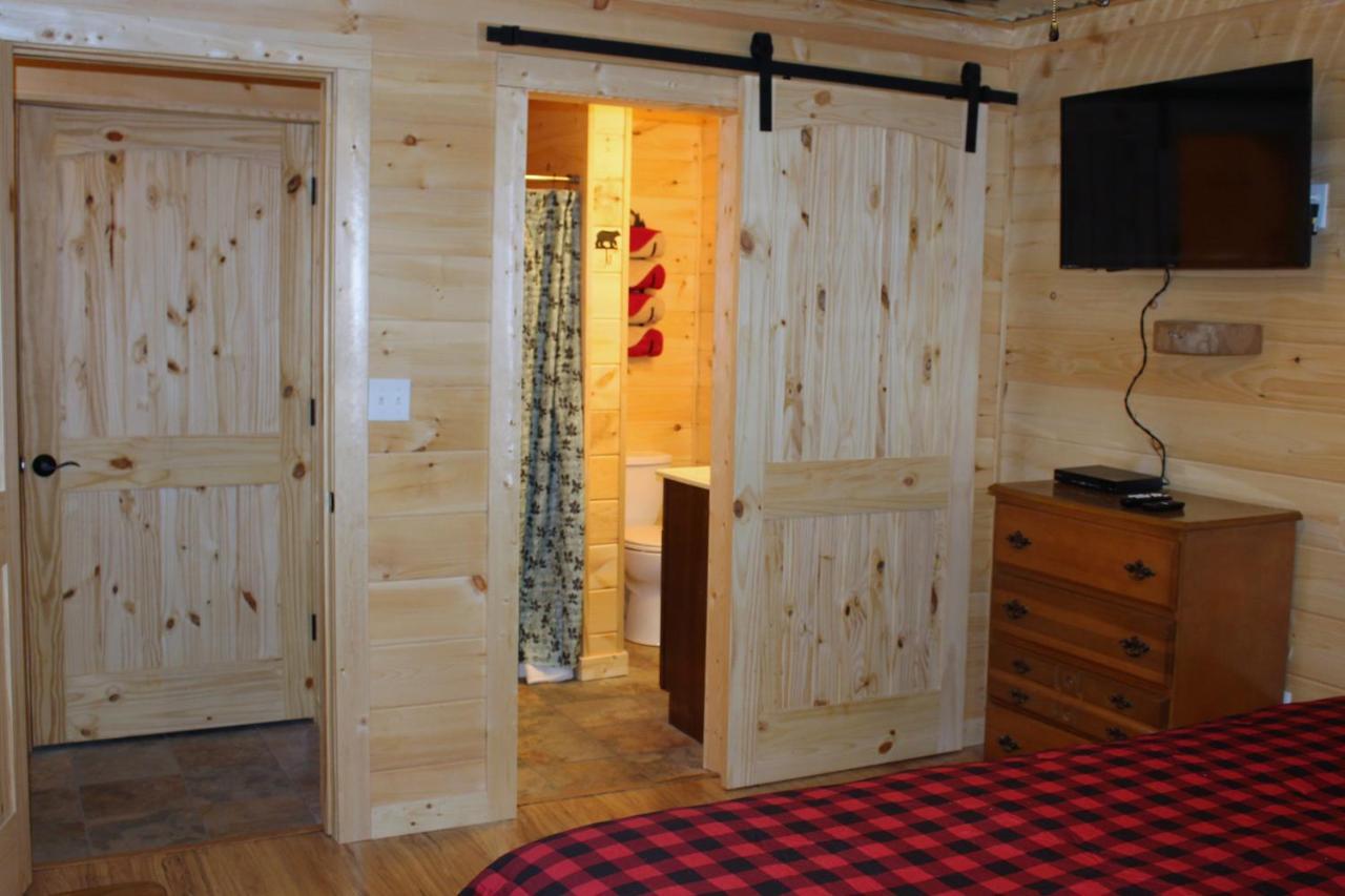 Spacious Downtown Condo Walking Distance To Downtown Gatlinburg Sleeps 6 Guests Exteriér fotografie