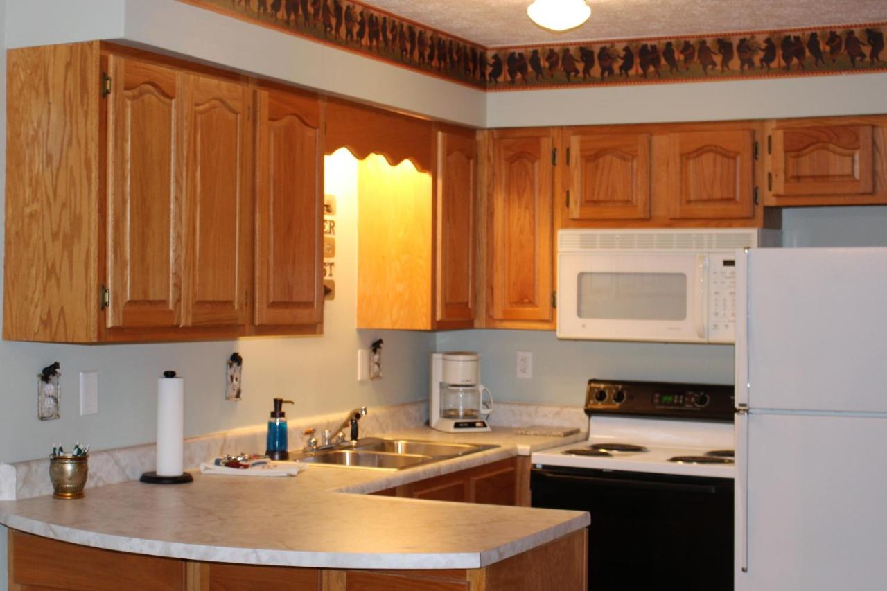Spacious Downtown Condo Walking Distance To Downtown Gatlinburg Sleeps 6 Guests Exteriér fotografie