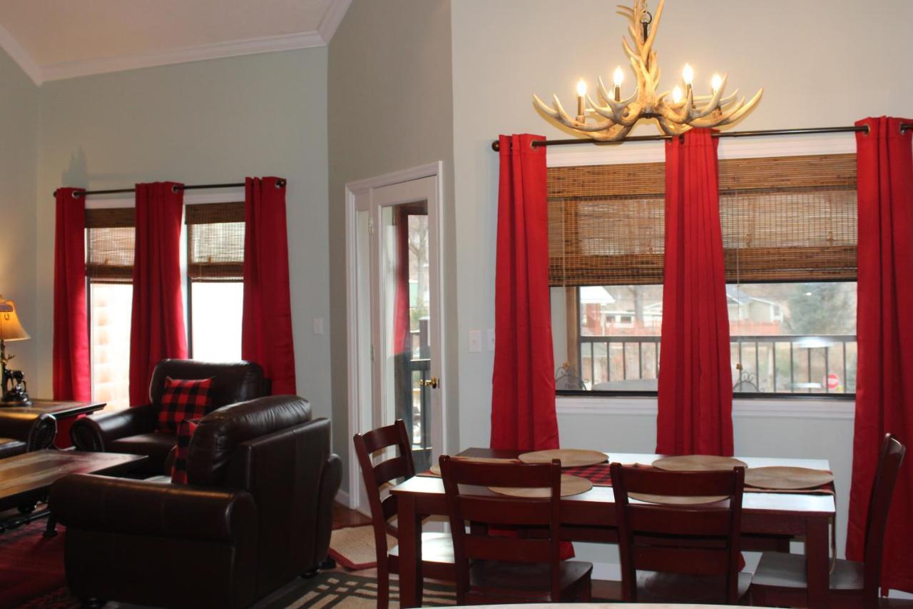 Spacious Downtown Condo Walking Distance To Downtown Gatlinburg Sleeps 6 Guests Exteriér fotografie