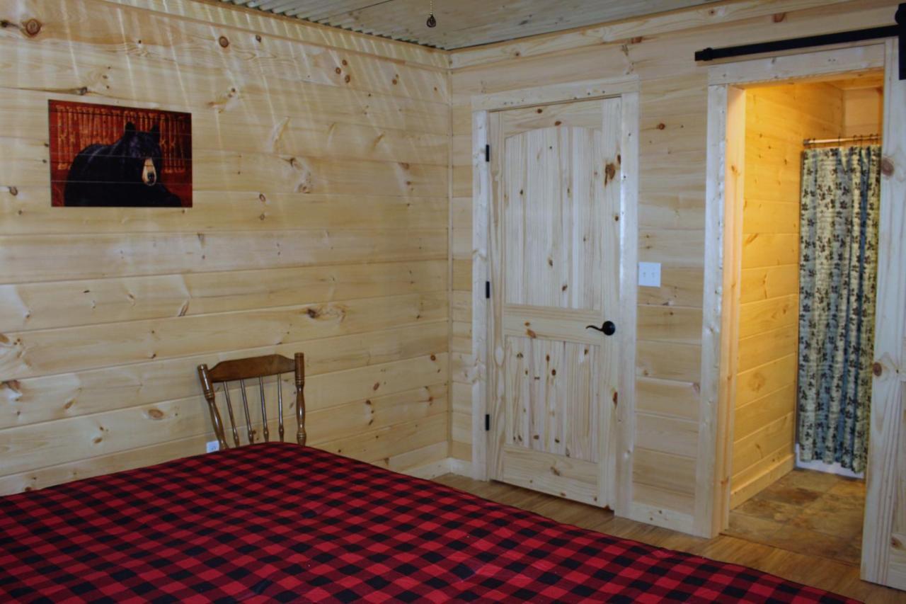Spacious Downtown Condo Walking Distance To Downtown Gatlinburg Sleeps 6 Guests Exteriér fotografie