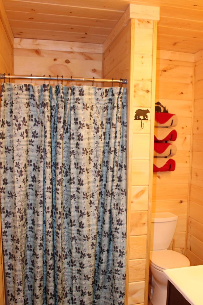 Spacious Downtown Condo Walking Distance To Downtown Gatlinburg Sleeps 6 Guests Exteriér fotografie