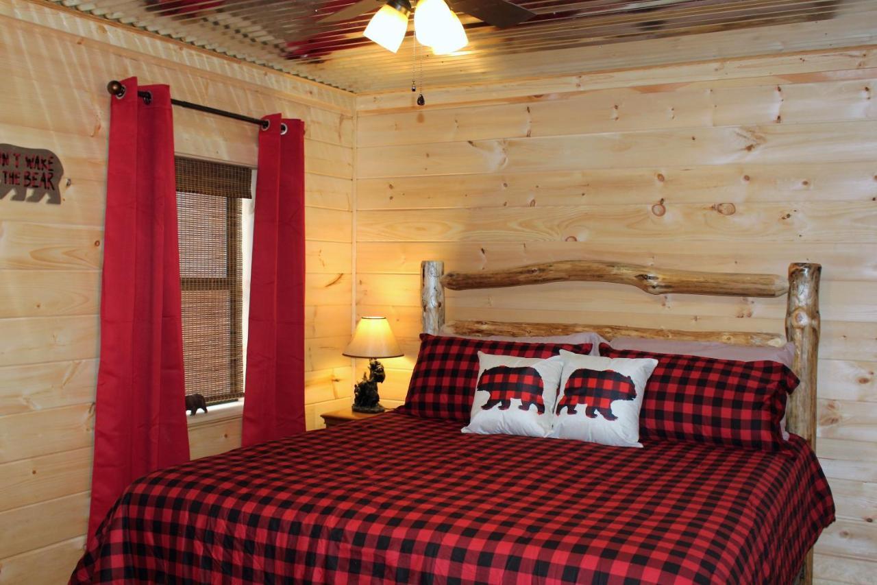 Spacious Downtown Condo Walking Distance To Downtown Gatlinburg Sleeps 6 Guests Exteriér fotografie